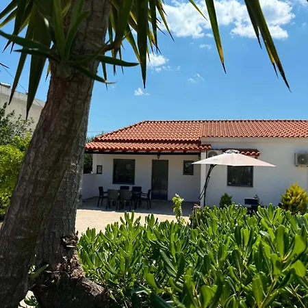 Calliopi's Casa vacanze Plitra