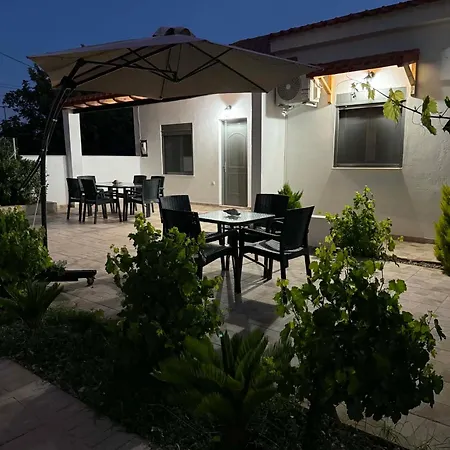 Casa vacanze Calliopi's Plitra